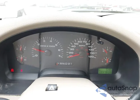 2004 Ford F-150 Stx/Xl/Xlt из США, поврежденный, VIN 1FTRX12WX4NC36755